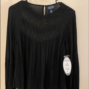 NWT BLACK LONG SLEEVE BLOUSE, SIZE MEDIUM